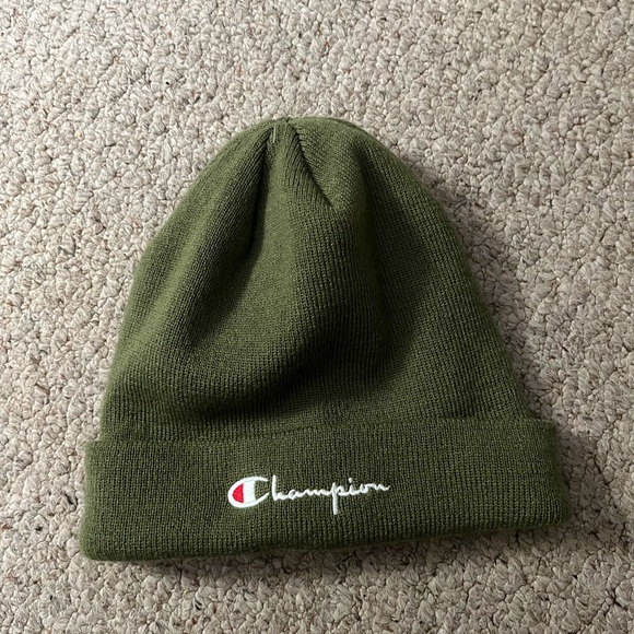 Champion Olive Green Beanie - Picture 1 of 3